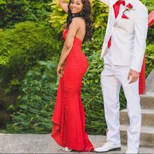 I am selling my Prom Dress!